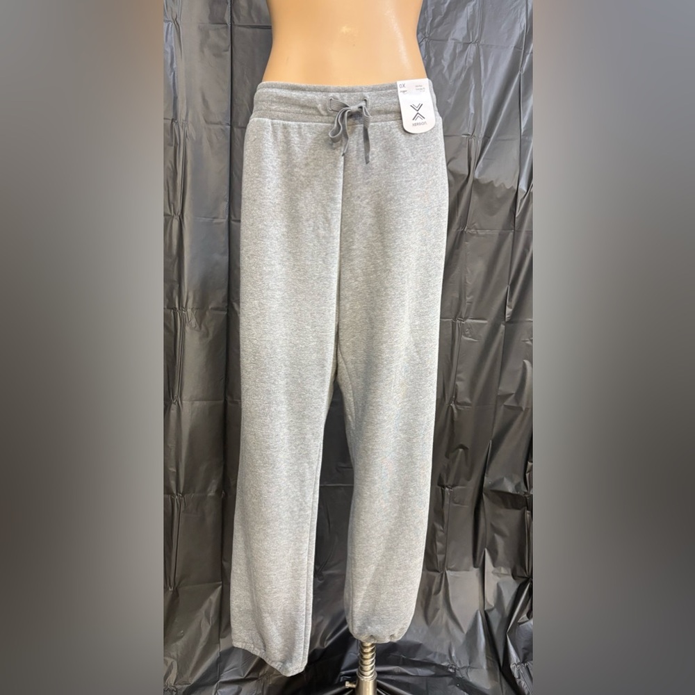 Xersion NWT Gray Joggers